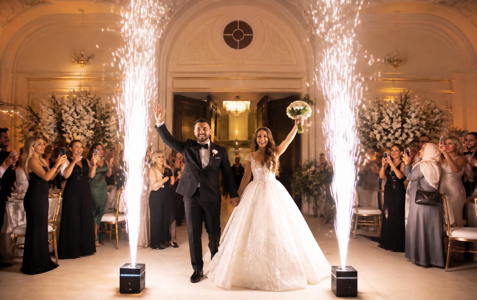 Grand Entrance with and without cold spark effect — with cold sparks
